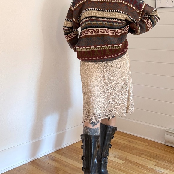 Vintage Silk lace midi skirt - Picture 2 of 7